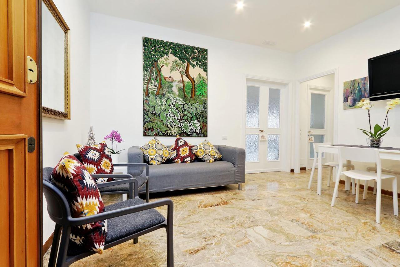 Appartamento Ych-trastevere Cozy Flat For 8 People *